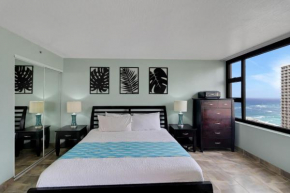 Deluxe Ocean View Condo on 31st Floor - Free Parking & Wifi! condo